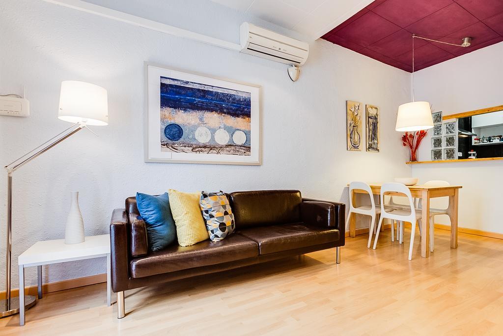 Deep Purple Apartment Барселона Екстериор снимка